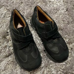 UMI Boys Toddler Black Velcro Shoes 26